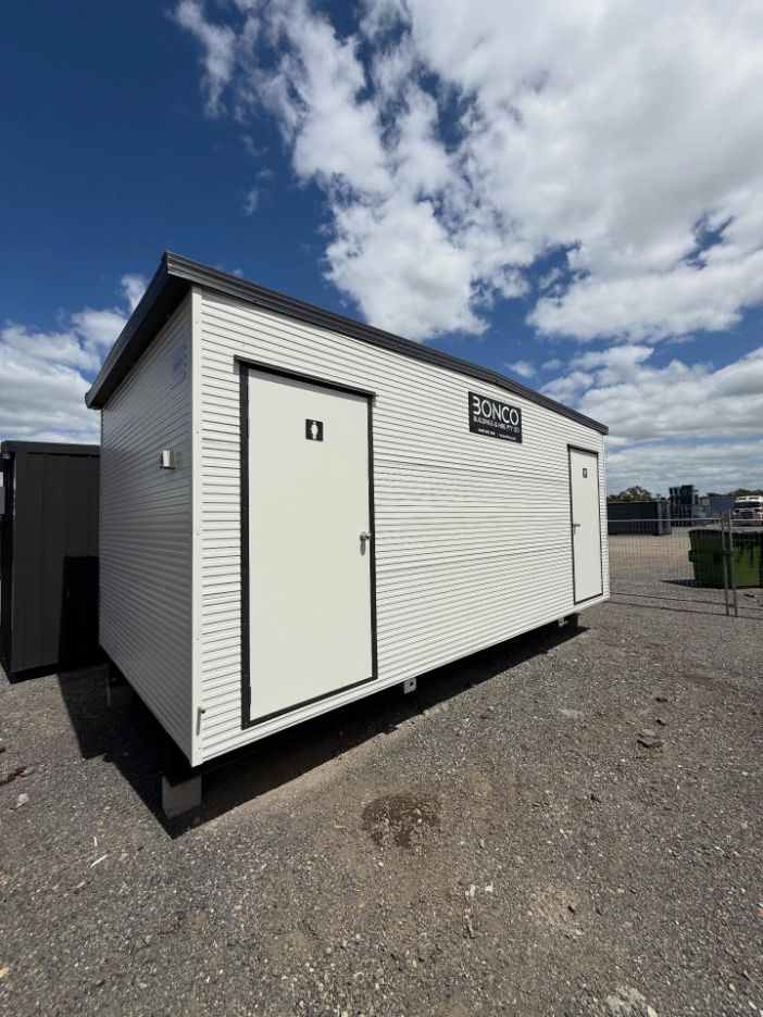 New 6 x 3 metre portable ablution block installed at a business in Stapylton Queensland